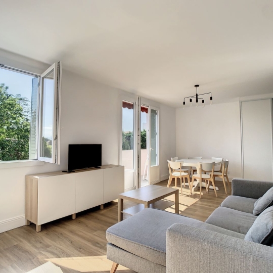  Annonces MEYZIEU : Appartement | LYON (69005) | 81 m2 | 1 450 € 