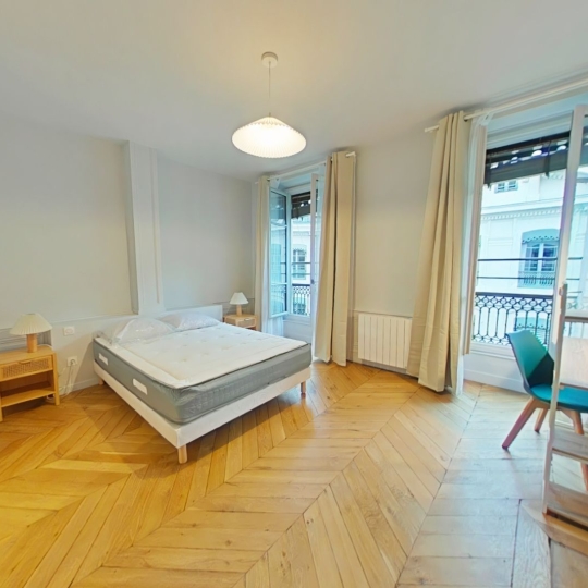  Annonces MEYZIEU : Appartement | LYON (69001) | 133 m2 | 2 600 € 