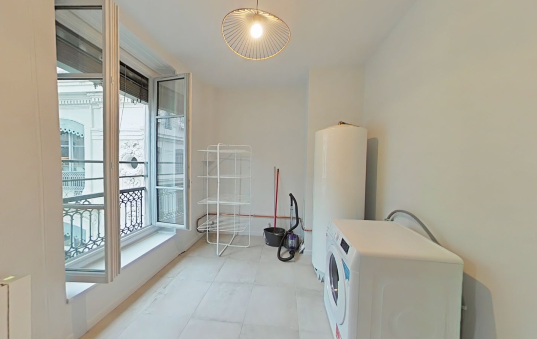 Annonces MEYZIEU : Appartement | LYON (69001) | 133 m2 | 2 600 € 