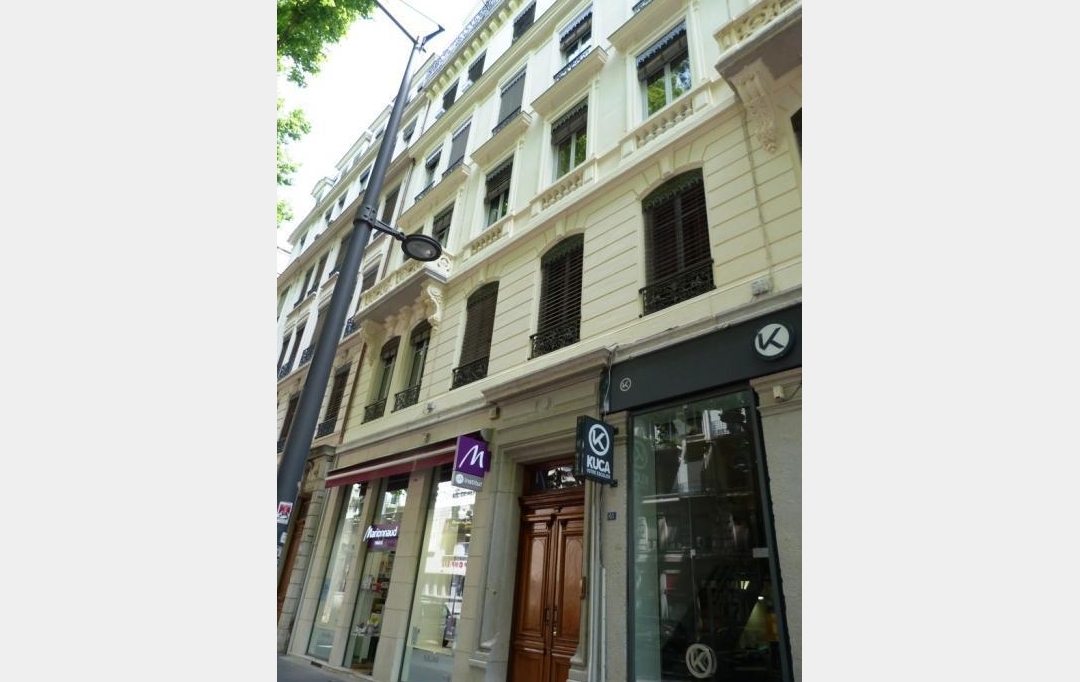 Annonces MEYZIEU : Appartement | LYON (69003) | 71 m2 | 1 324 € 