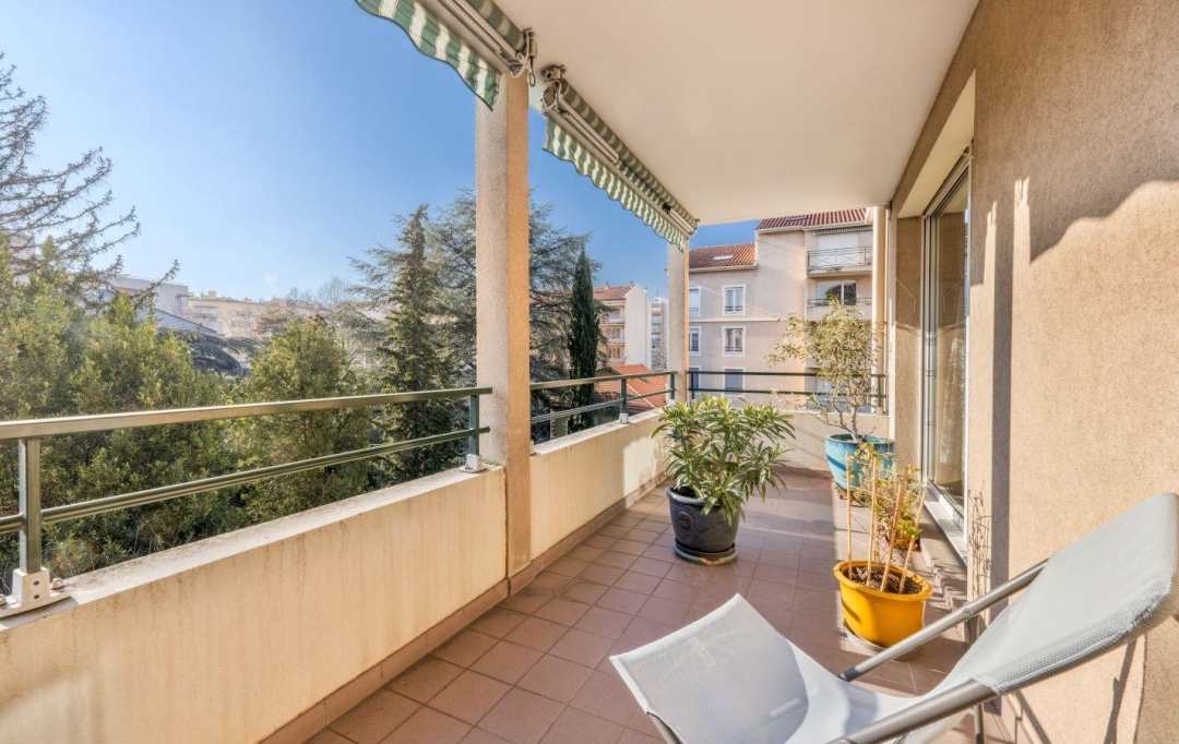 Annonces MEYZIEU : Apartment | LYON (69008) | 85 m2 | 299 000 € 