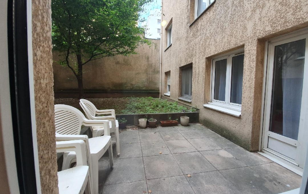 Annonces MEYZIEU : Appartement | LYON (69008) | 74 m2 | 196 900 € 